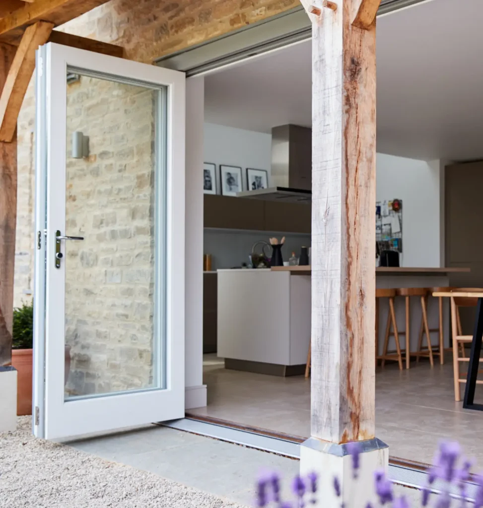 sono bifold doors in dubai